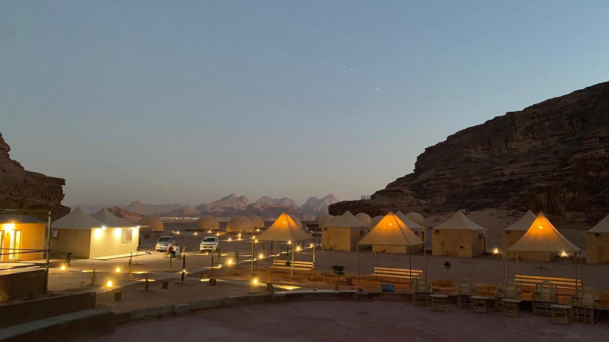 Rum Luxury Camp Wadi Rum Exterior photo