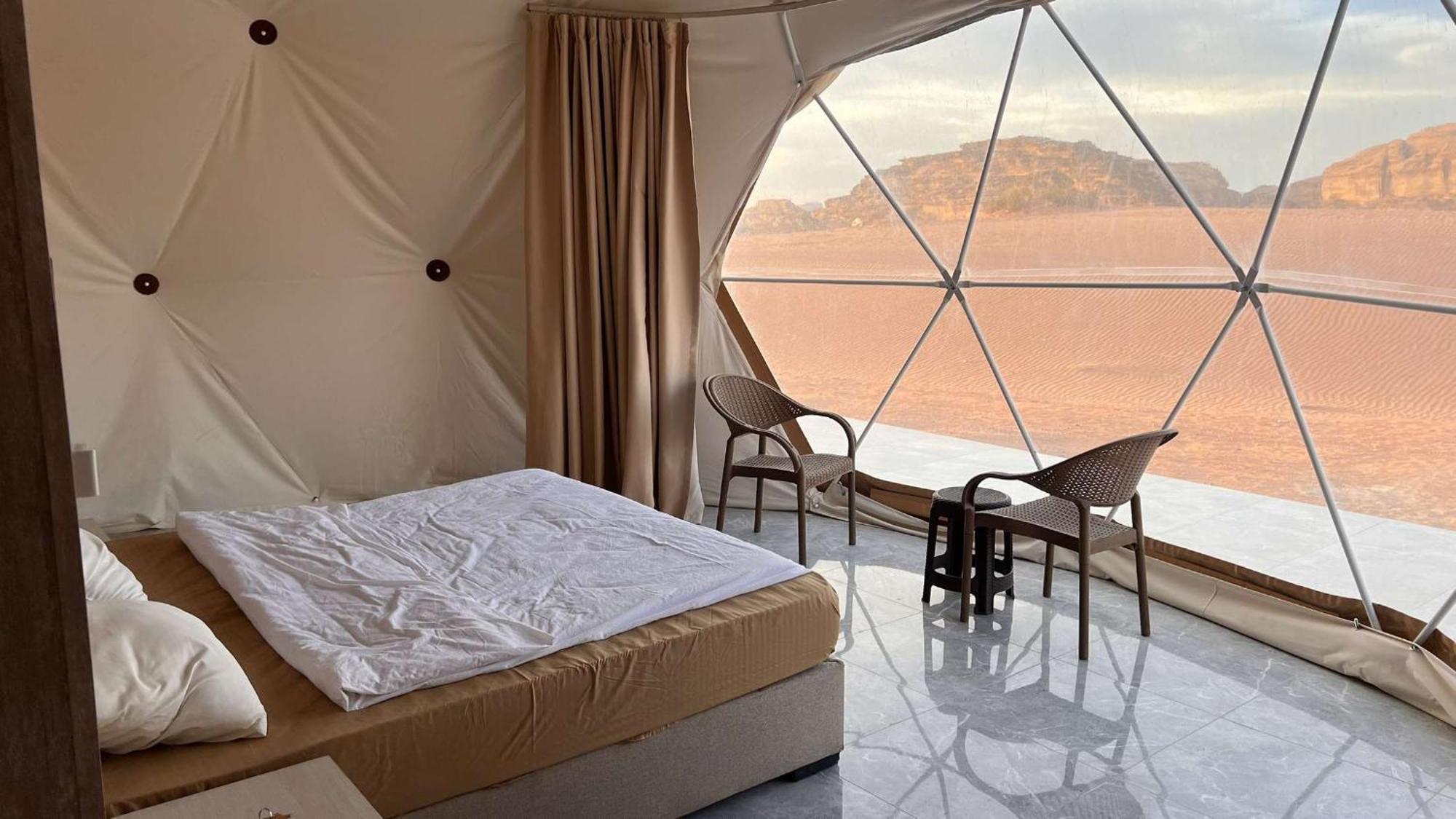 Rum Luxury Camp Wadi Rum Room photo